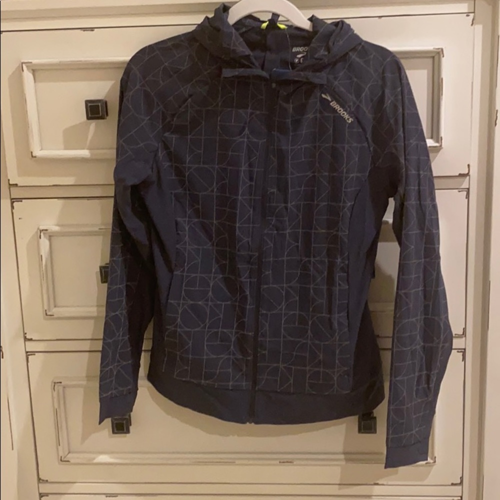Brooks canopy jacket